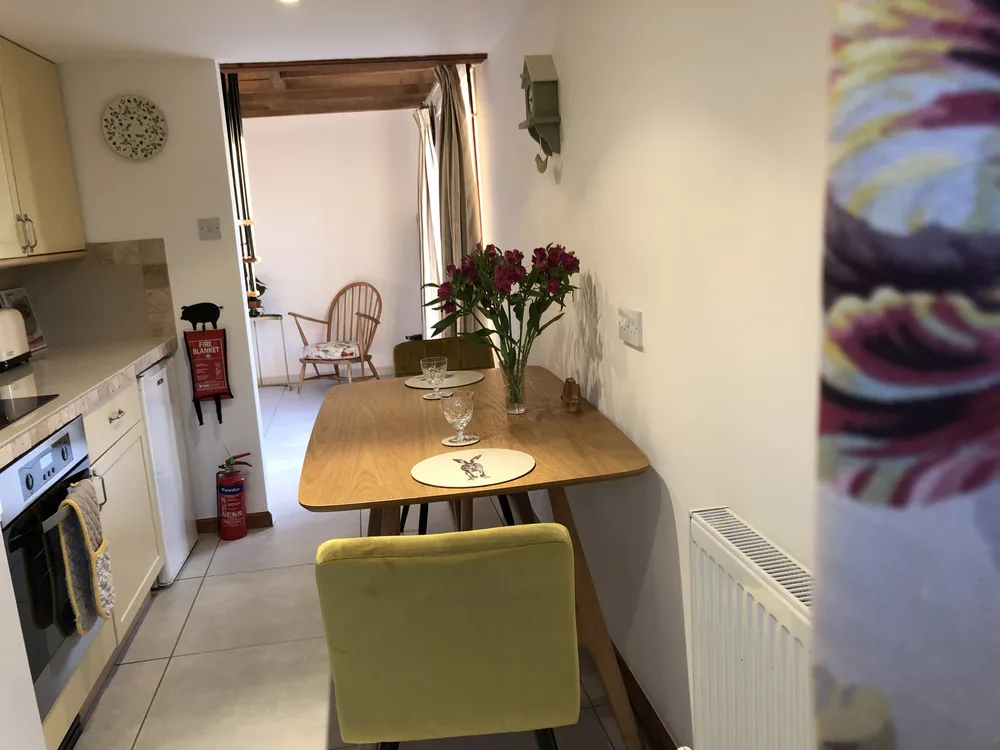 0408F862-EFAA-4B31-A7C3-F2EA73F1F281