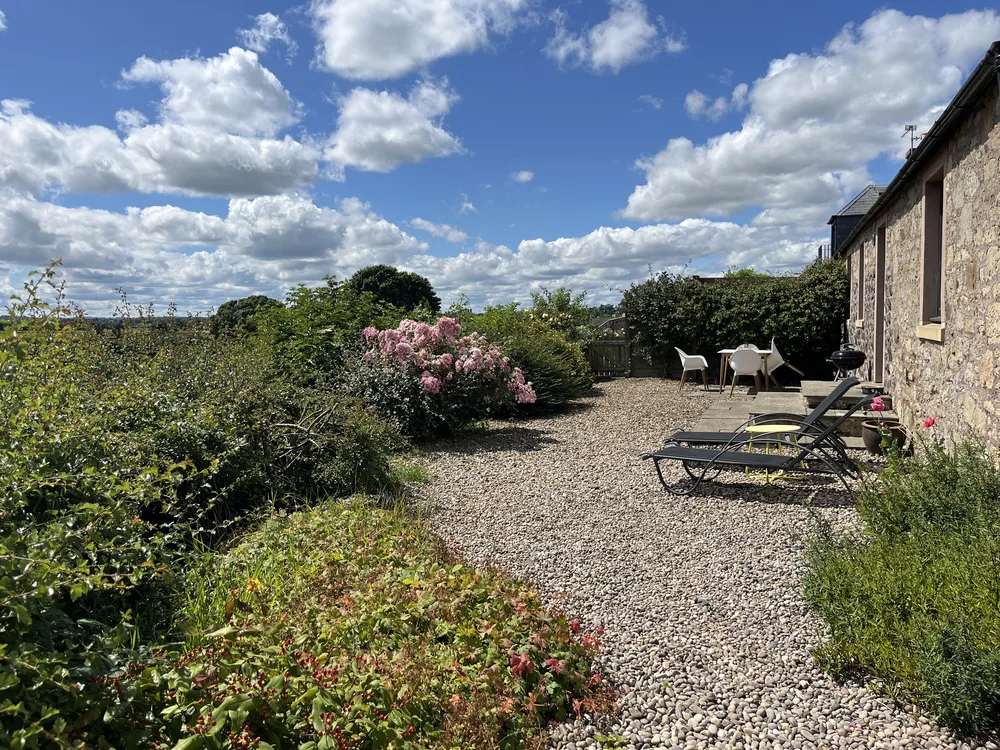 9C0392B8-39BC-464D-98A7-A74FBD94826A