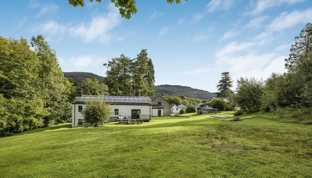 14-web-or-mls-The Millhouse_71