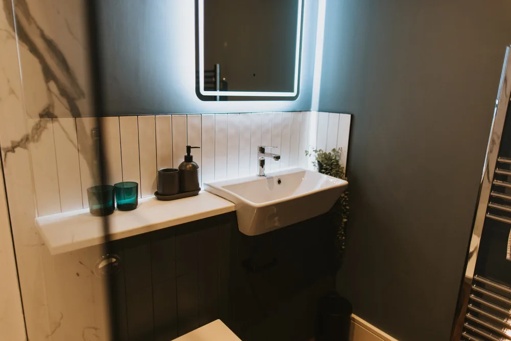 22 TheWhiteHart-0089