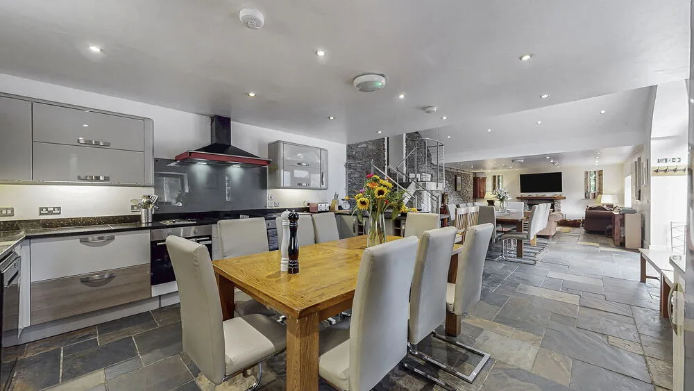 24-web-or-mls-The Millhouse_91