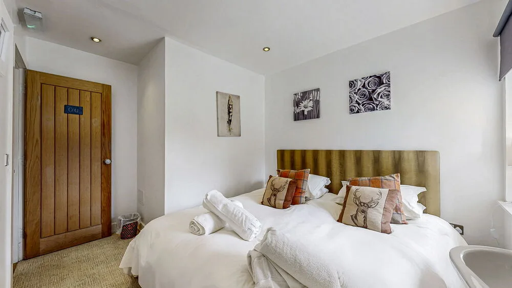 30-web-or-mls-The Old Barn_122