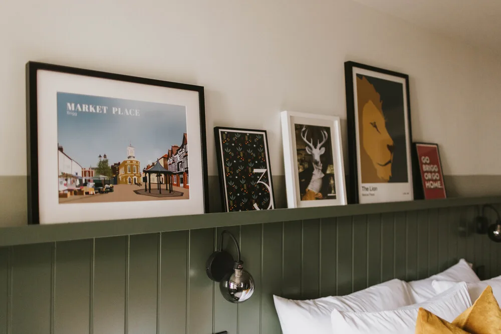 31 TheWhiteHart-0005