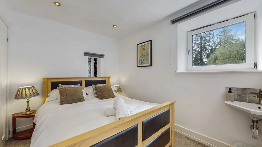 37-web-or-mls-The Millhouse_97