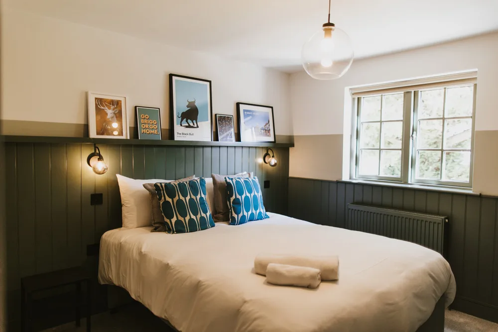 WhiteHart-April-0074