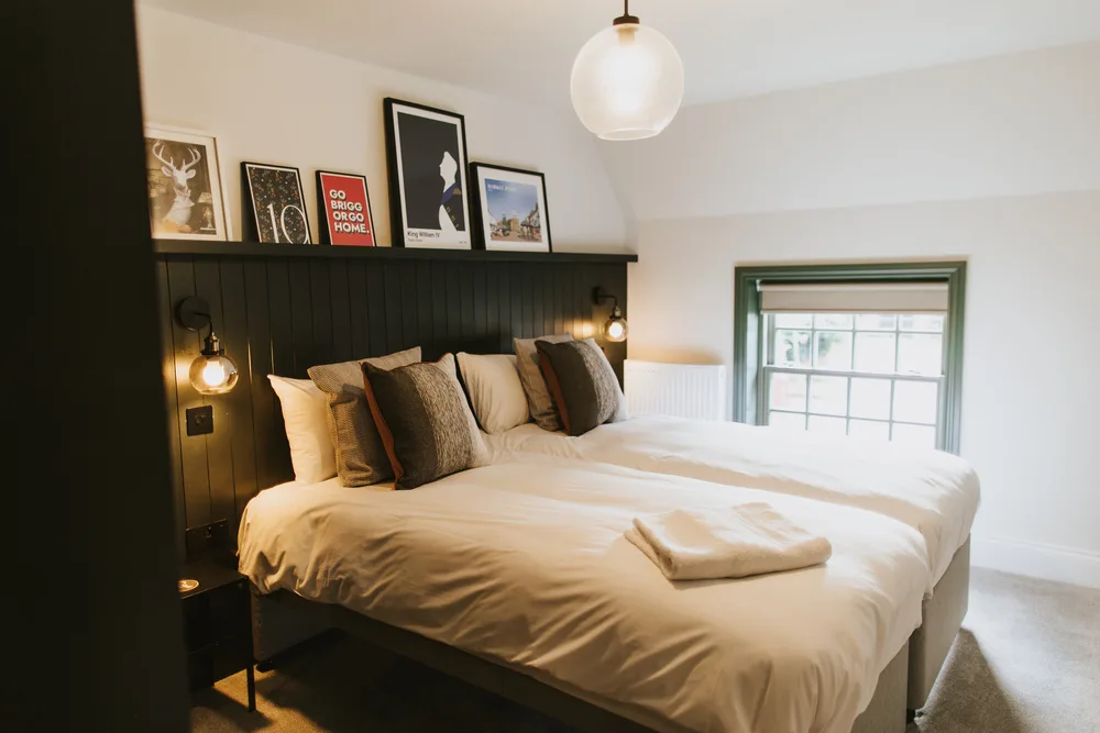 WhiteHart-April-0083