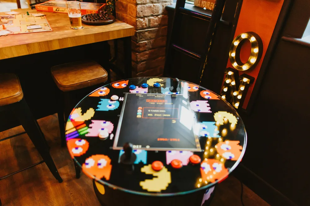 WhiteHart-April-0339