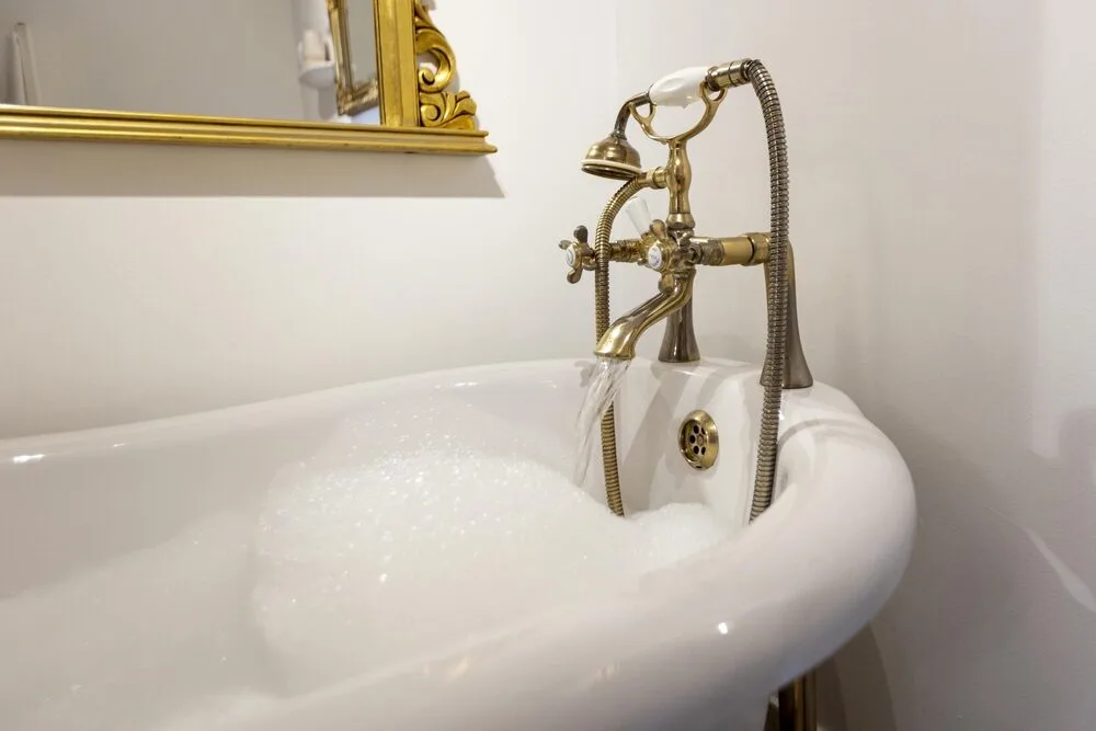 Higher-Scholes-Cottage-Bathroom-12-scaled