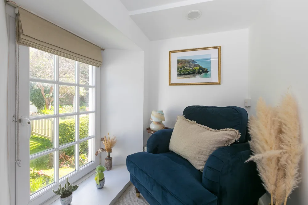 1 The Old Corn Store 27