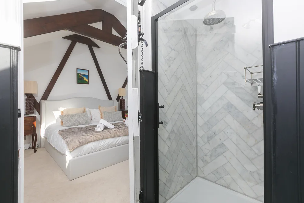 1 The Old Corn Store 34