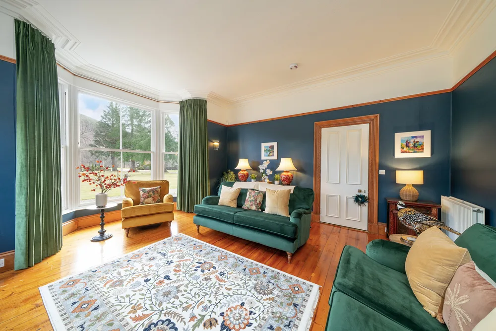 2 Lounge - Inchgeal Lodge Ballater - Heritage