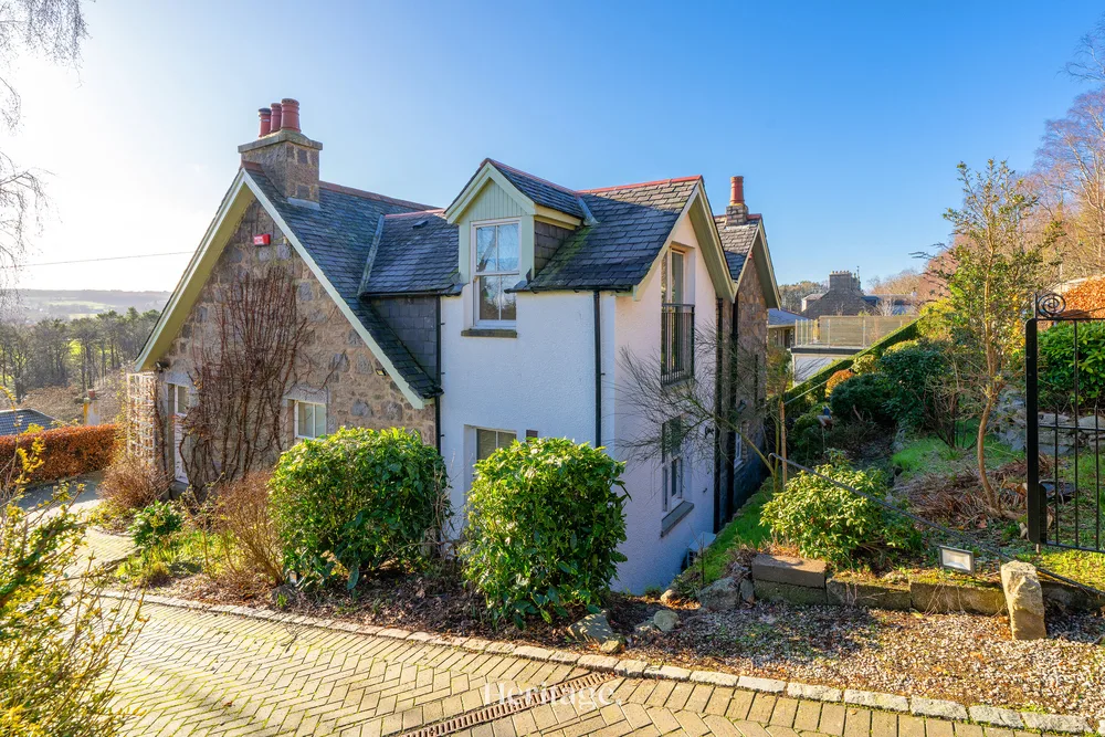 Killiegowan Cults Aberdeen Holiday Home - Heritage-02