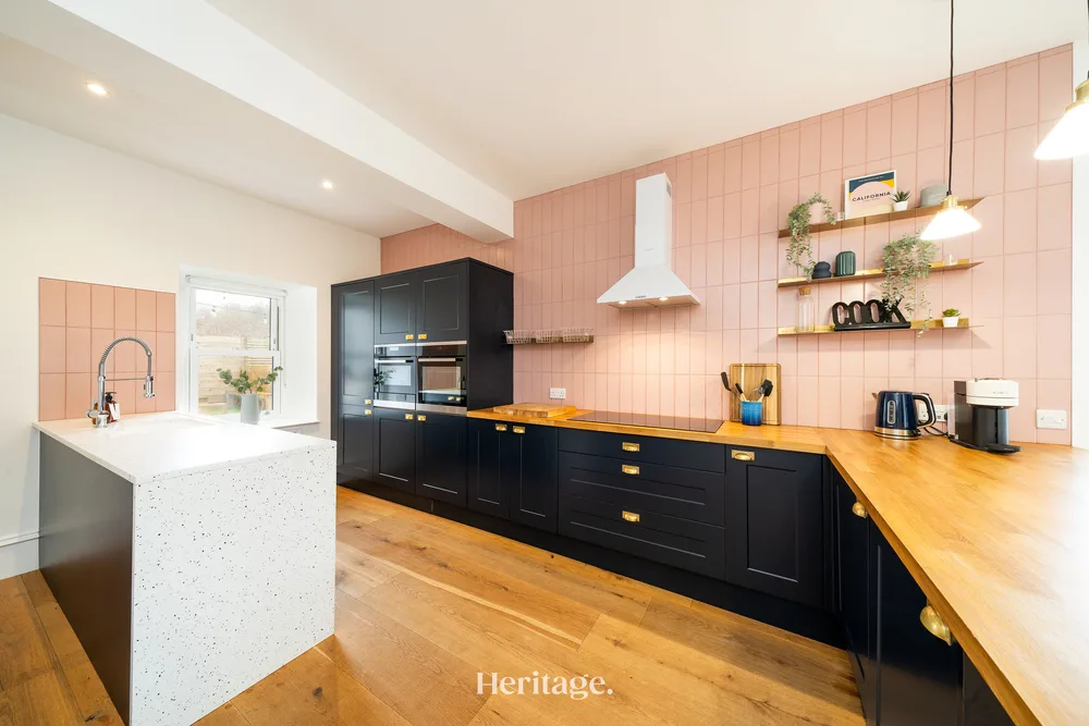 Kirkton Family Farmhouse Holiday Home (23)