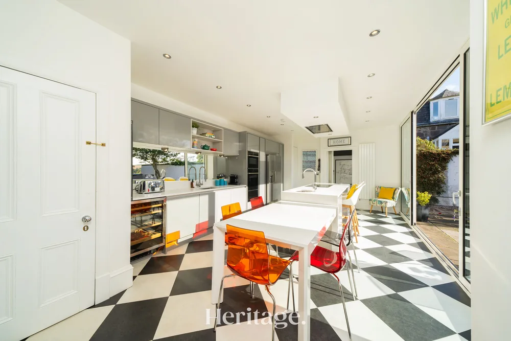 Sunnybrae House - Seaside Family Getaway - Heritage Holidays-43
