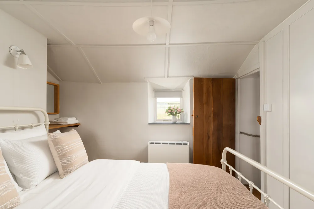 Tinner's Cottage 14