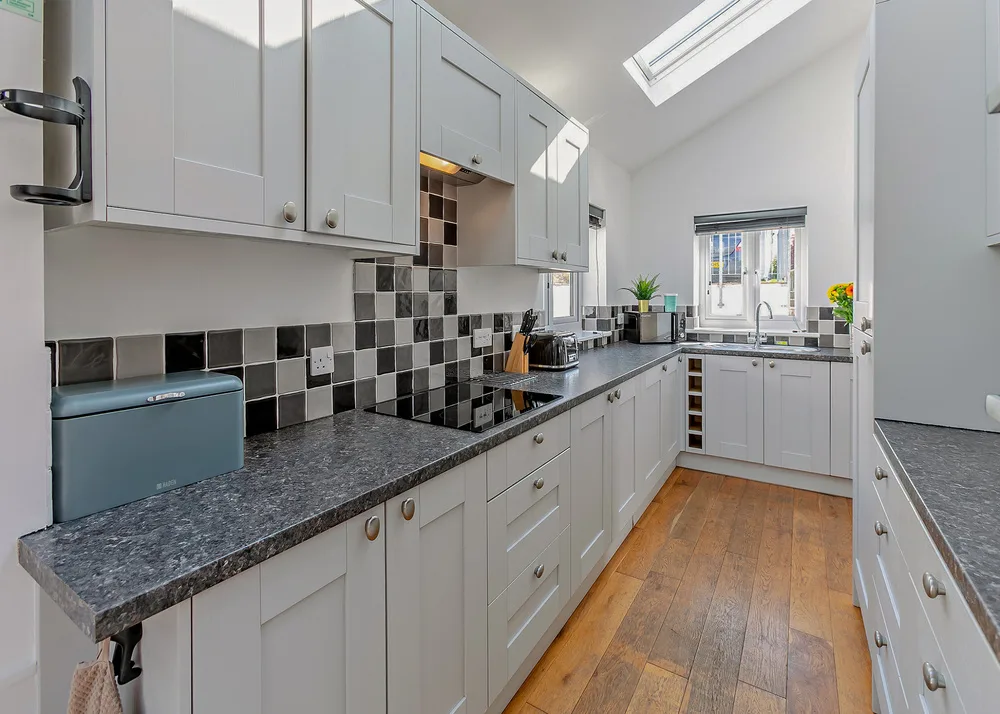 tamarview-cottage-TamarCottage-13-kitchen-12420