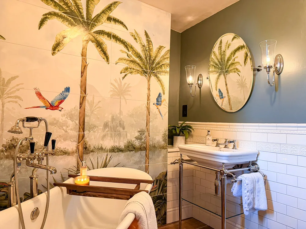 ysgubor-degwm-family-bathroom-sink